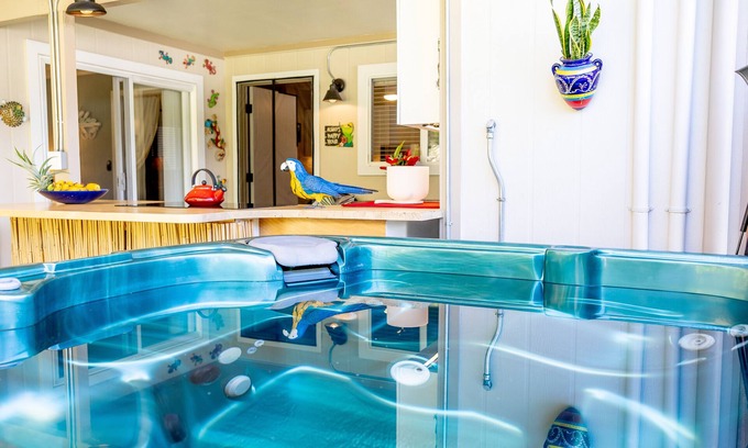 Hilo Apartment | Rivendell Oasis-Peaceful garden setting with private hot tub close to waterfalls