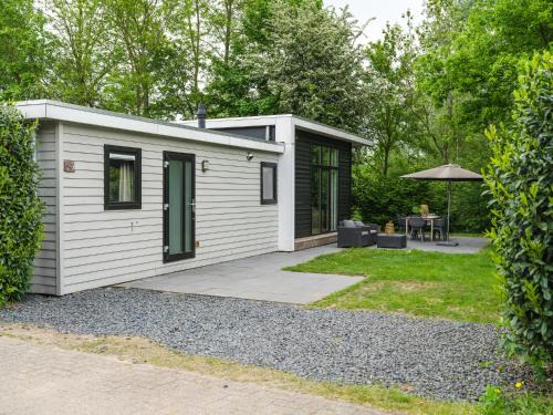 Zuna Resort | River Cabin with bubbeltub 6 people