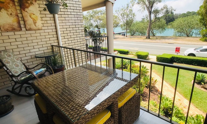Maroochydore Apartment | River Flow Retreat - 2BR by Maroochy River & Island