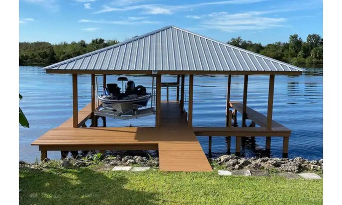 Okeechobee House | River Oaks