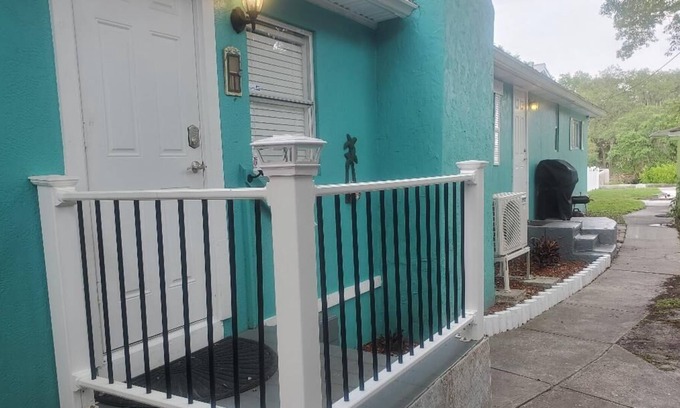 Riverview Apartment | River Palm on the Alafia River 15 minutes from Tampa