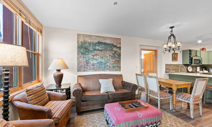 River Run Condo | River Run Condo w/Private Balcony for Courtyard Views, Close to Gondola!