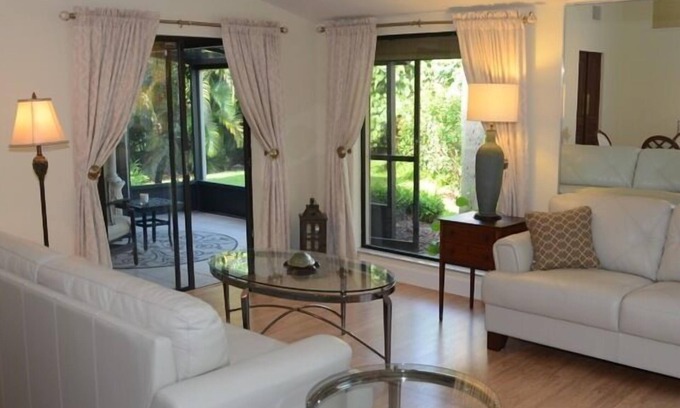 McGregor House | River View Home With Golf, Tennis & Pickleball Privileges