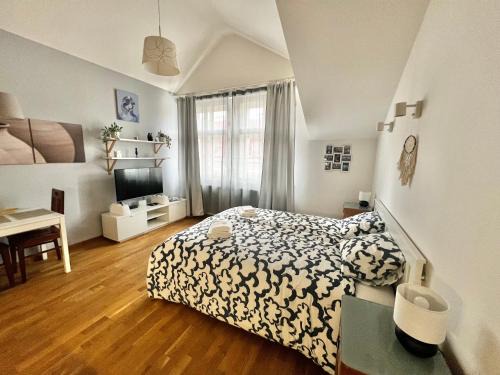 Andel Apartment | Riverside apartment