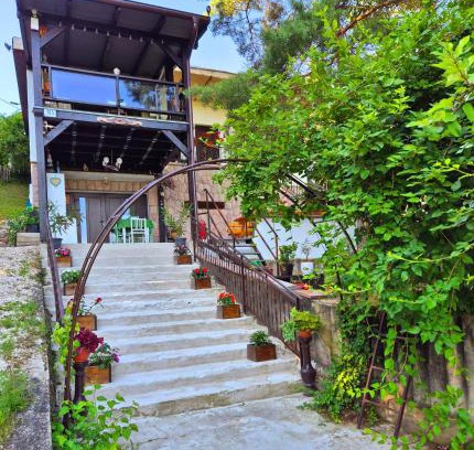 Chlaba Apartment | Riverside Forest Apartment & Spa
