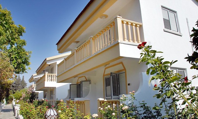 Karavas Hotel | Riverside Garden Resort