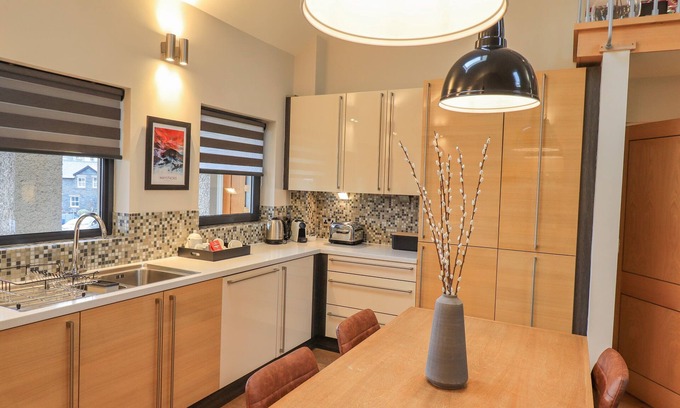 Keswick Cottage | Riverside Park 5