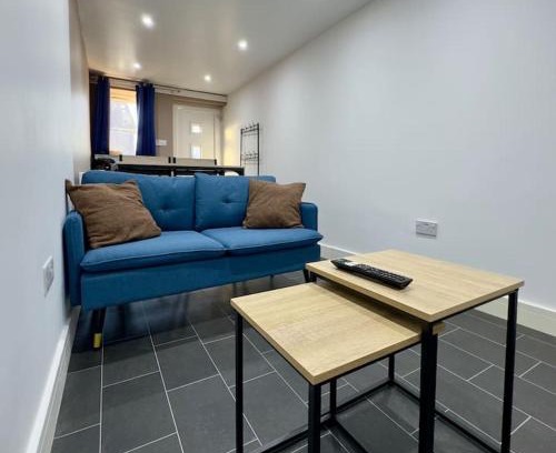 Thamesmead East Apartment | Riverside Stay with Parking in SE Ldn
