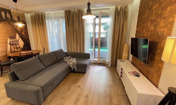 Stare Podgorze Apartment | Riverside Studio Close to Schindler's Factory