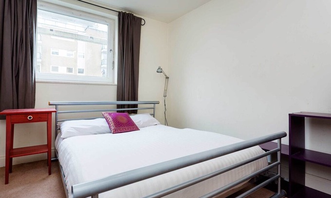 Wandsworth Apartment | Riverside View, by Veeve