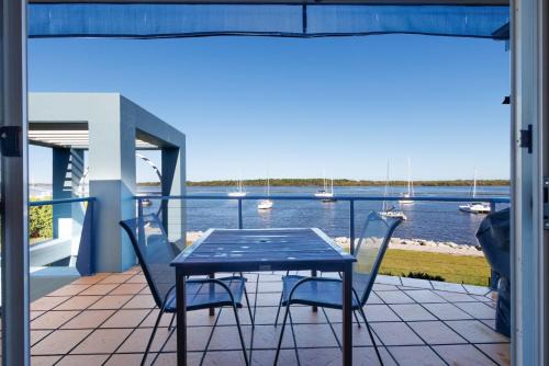 Iluka Apartment | Riverview Apartment 2.6 3-5 Riverview Street