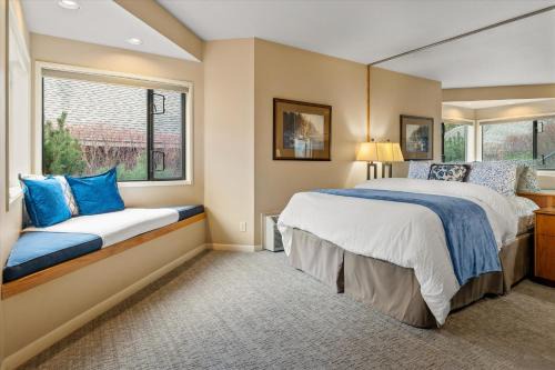 Century West House | RiverView Hideaway - Trip for 2