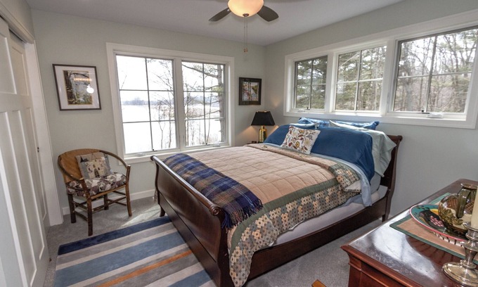 Fennville Bed & Breakfast | Riverview Suite, Waterfront View, includes Chef Dennis gourmet English breakfast