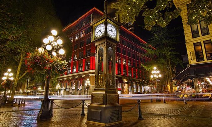 West End Apartment | Riviera Hotel on Robson Downtown Vancouver