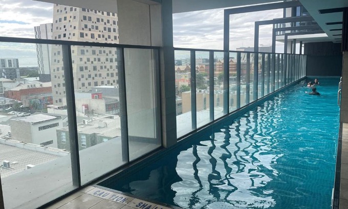 Adelaide Central Business District Apartment | RNR on Franklin