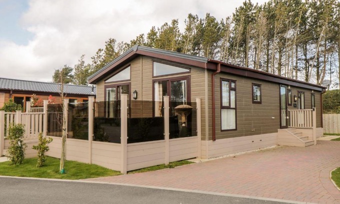 Runswick Bay House | Rockpool Retreat