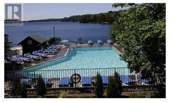 Seguin Villa | Rocky Crest Resort, Lake Joseph in Muskoka