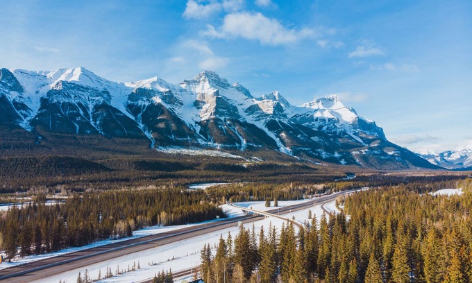 Harvie Heights House | ❤Rocky Mtain View Private Townhome 1 Gate to Banff 2Bed2Bath6PPL❤