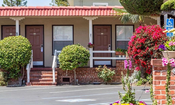 Northwest Berkeley Hotel | Rodeway Inn - Berkeley
