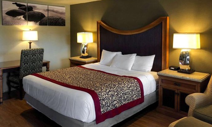 Flagstaff Hotel | Rodeway Inn Flagstaff
