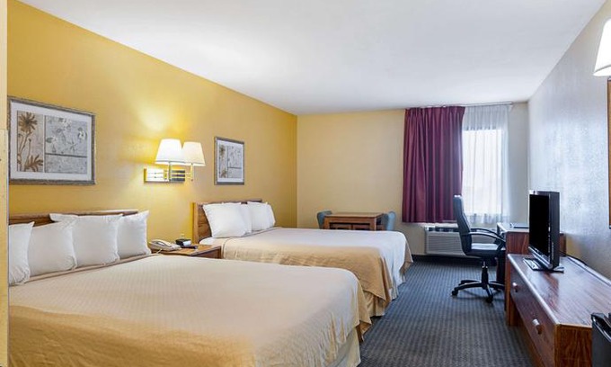 Blanding Hotel | Rodeway Inn & Suites Blanding