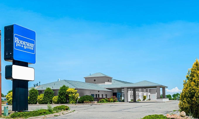 Blanding Hotel | Rodeway Inn & Suites Blanding