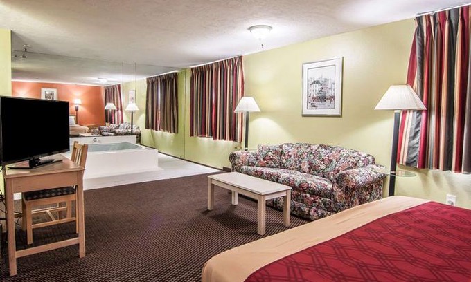 Corvallis Hotel | Rodeway Inn Willamette River