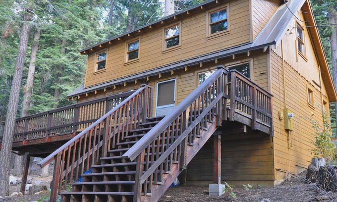 Fallen Leaf Cabin | Rogers Fishing Cabin 791