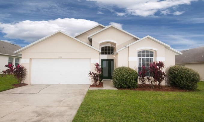 West Kissimmee House | Rolling Hills 7930
