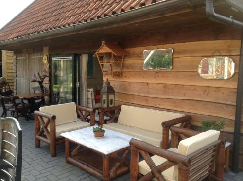 Kiel-Windeweer Bed & Breakfast | Romala's Home