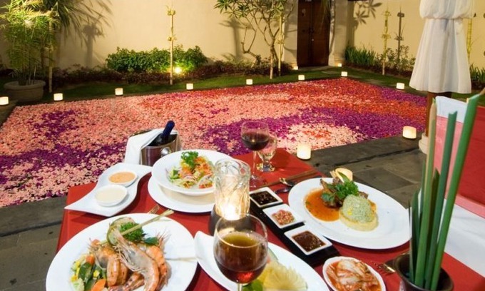 By Pass Ngurah Rai Kuta Villa | Romantic 1 BR Private Pool Villa In Kuta