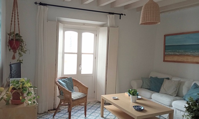 Old Town Apartment | Romantic apartment in the heart of Cádiz