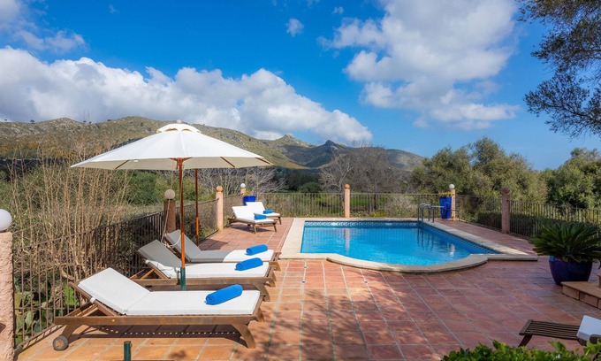 Capdepera House | Romantic Country House with Mountain View, Pool, Wi-Fi
