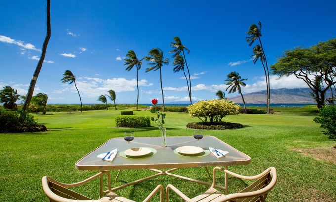 Kihei Condo | Romantic Maui Getaway! Direct Beach~Ocean Front! ~ Ground floor! Hotel Protected