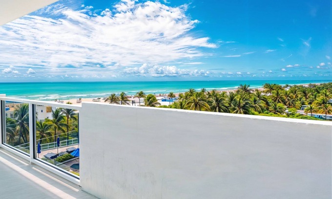 South Beach Condo | Romantic-Stunning-Ocean view-Balcony-Panoramic-Amazing Sunrise-Miami-South-Beach