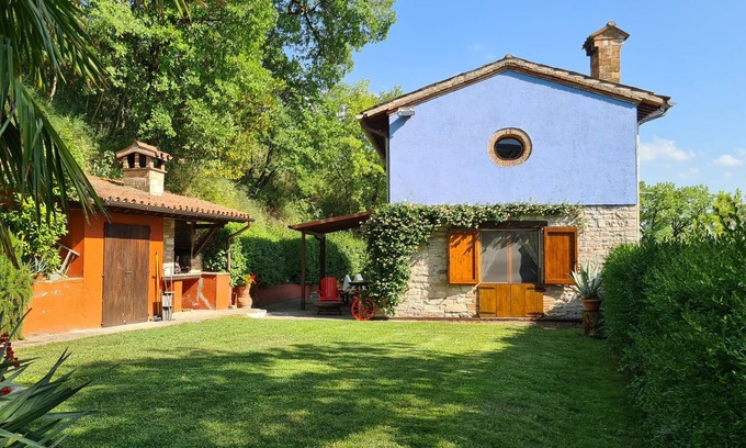 Fabriano Villa | Romantic Villa La Chiesetta - Borgo Canapegna with private pool ideal for couple