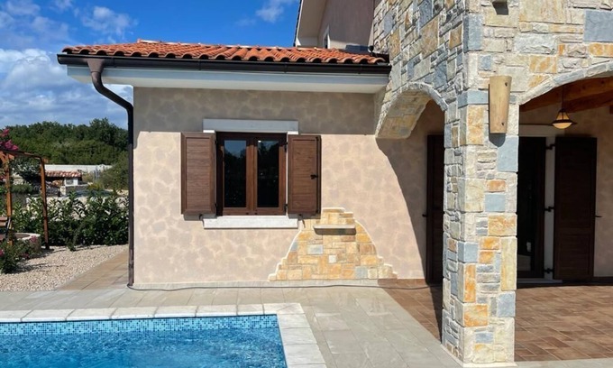 Linardici House | Romantic villa with private pool, sea view and outdoor kitchen