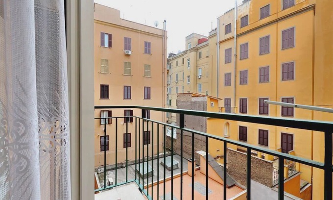 Rione XVIII Castro Pretorio Apartment | ROME NICE APARTMENT TERMINI