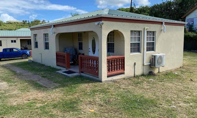 Testman Cottage | Romey's Villa in Gated Community