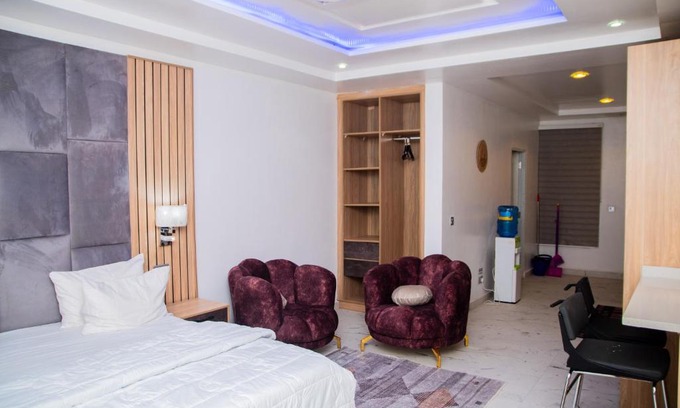 Abuja Apartment | Roof top Studio+Gym+Snooker Rhodabode Apt, Nile