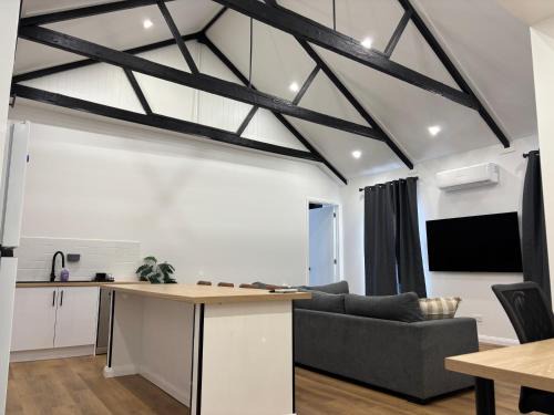Broken Hill Apartment | Roof Top Twin Ensuite CBD Apartment