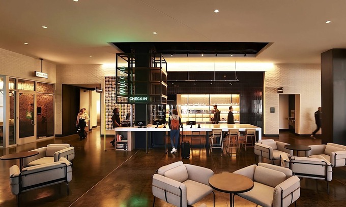 Downtown Atlanta Hotel | Rooftop Bar Onsite! Skyline View w/Captivating Atmosphere! Parking Available!