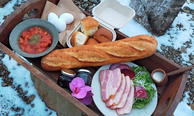 Naganuma RV Rental | Room 555 Breakfast included | 13 people Privat/Yubari County Hokkaidō