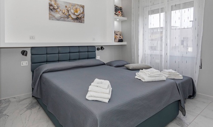 Monte Po-Nesima-San Leone-Rapisardi Apartment | Room 'Dolce Relax - Classic' with Balcony, Wi-Fi and Air Conditioning