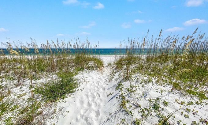 Pensacola Beach House | Room for everybody! Gulf Front w/GameRoom!