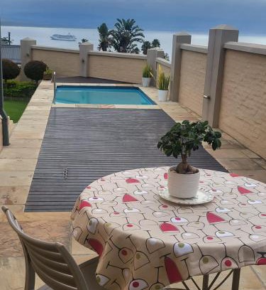 Mossel Bay Apartment | Room with a view on Hudson