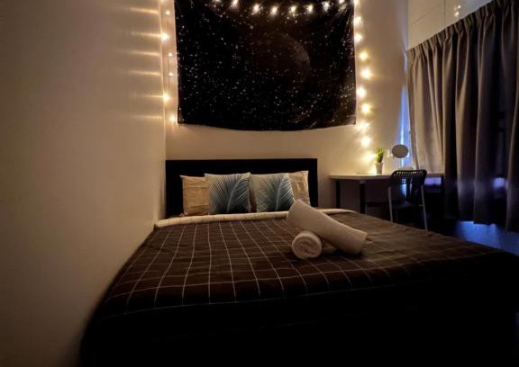 Kampung Rambutan Hostel | Room3#IG theme Bargainous#Shared Bathroom#2pax#2min Kek Lok Si