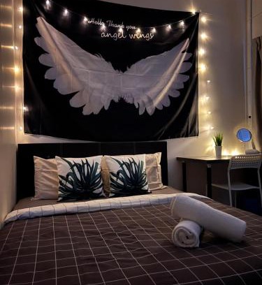Kampung Rambutan Hostel | Room3A#IG theme Bargainous#Shared Bathroom#3pax#2min Kek Lok Si