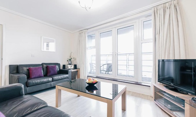 Woking Apartment | Roomspace Serviced Apartments - Centrium