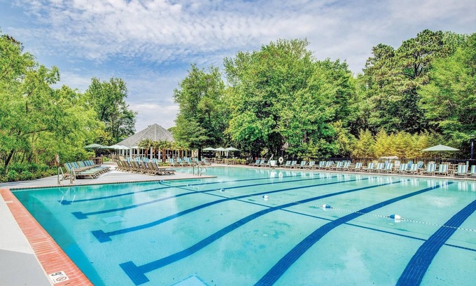 Sea Scape Resort | Roomy Condo w/ Indoor Resort Waterpark & Largest Outdoor Pool in the Outer Banks